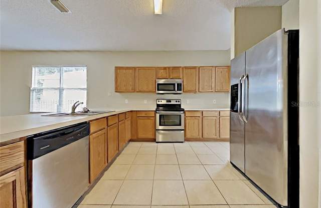 981 RIVIERA POINT DRIVE Gallery 3