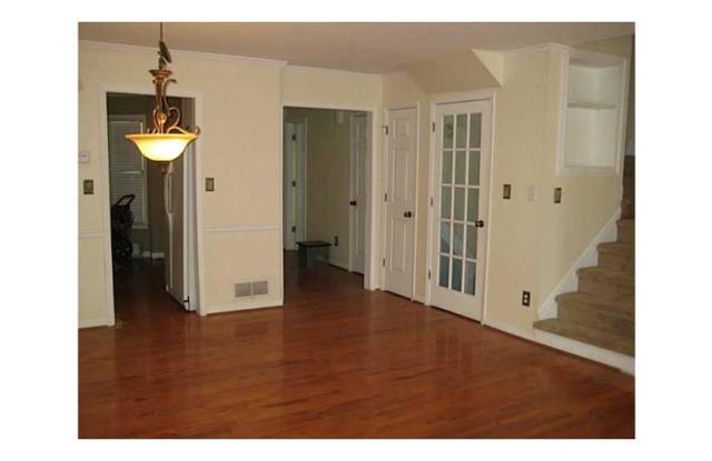 1427 Old Virginia Court SE Gallery 2