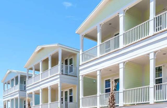 Tarpon Harbour Gallery 4