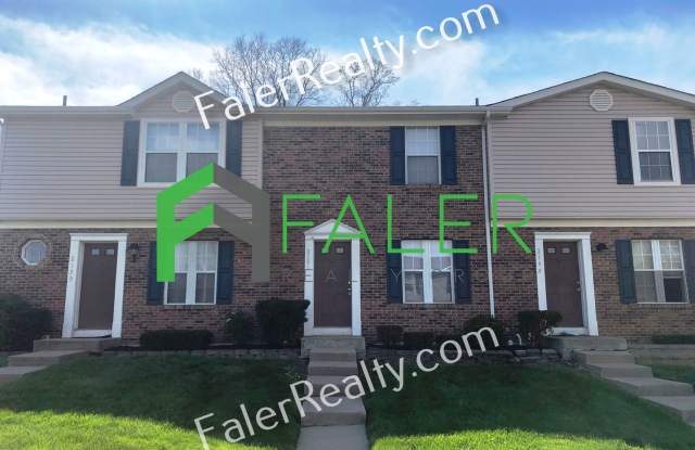 Spacious 2 Bed, 1.5 Bath Townhome photos photos