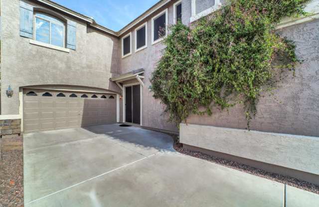 4154 E Santa Fe Ln Gallery 4