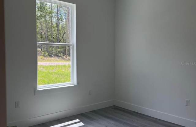 11183 N VESTA Point Gallery 4