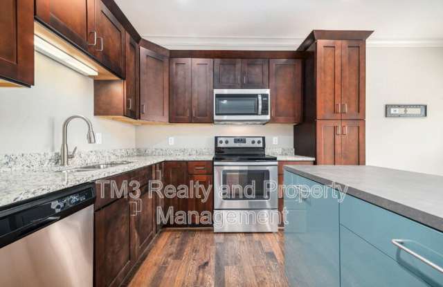 15872 Valley View Dr Gallery 3