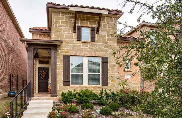 6831 Deleon Street - 6831 De Leon Street, Irving, TX 75039