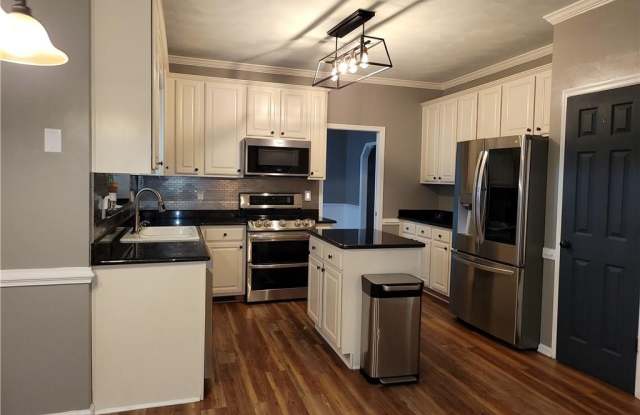 6209 Oaken Gate Drive Gallery 3
