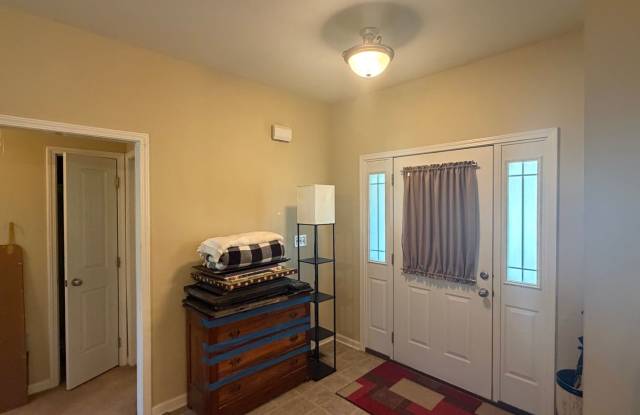 3BR/2BA Basement Rancher in LC Gallery 4