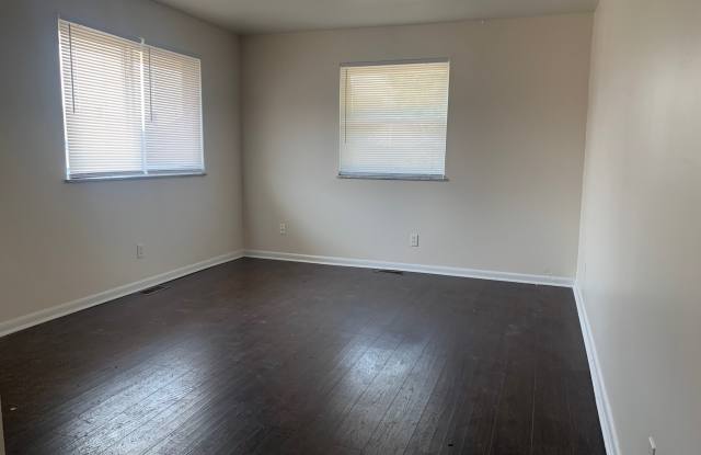 144 Kelly Avenue - 2 photos photos