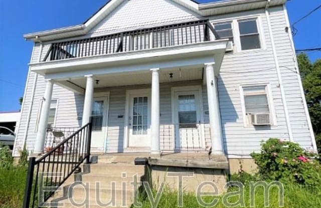 1213 Texas Ave - 1213 Texas Avenue, Cincinnati, OH 45205