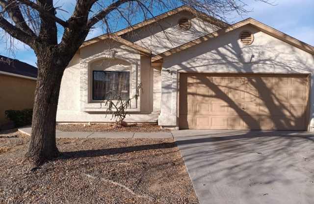 3 Bedroom, 2 Bathroom Home! Schedule a Showing Soon! photos photos