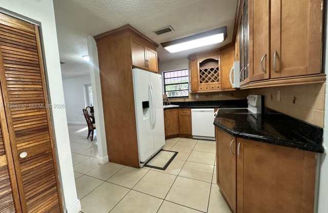 550 SW 115th Avenue 310F, Sweetwater, FL 33174 photos photos