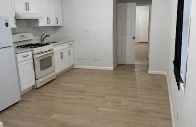 2216 N BROAD Street photos photos