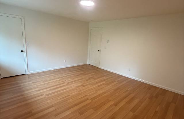 5803 Kitsap Way Gallery 1
