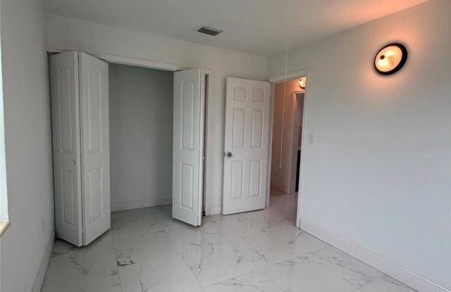 5009 BULLARD Street Gallery 3