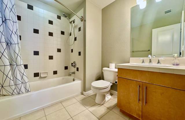 1163 Donner Lane - 1 Gallery 4