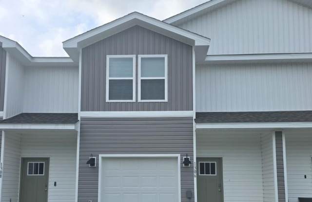 1306 Leeway Dr photos photos