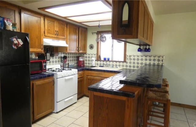 124 S Prospect Avenue S - 124 South Prospect Avenue, Redondo Beach, CA 90277