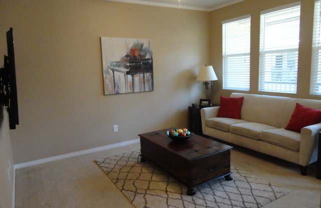 28487 Herrera Street Gallery 4