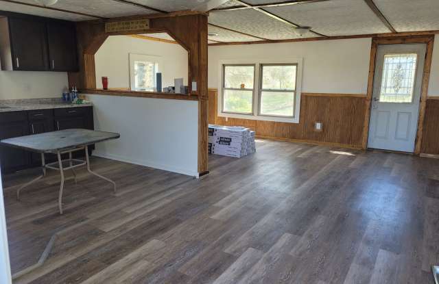 3 BR 1 Bath - Complete Interior Remodel! - 755 Ln 100 Lake Charles East, Steuben County, IN 46703