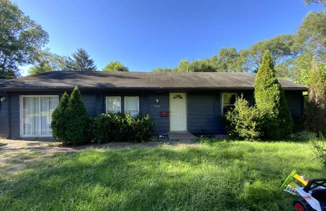 908 Shasta Dr photos photos