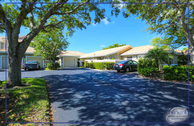 ***SERENE LAKE VIEW***PET FRIENDLY***GREAT LOCATION***SHORT DRIVE TO MULTIPLE PUBLIC BEACHES***EMERALD BAY***3 BEDS/2BATHS***ONE CAR GARAGE***UNFURNISHED ANNUAL RENTAL*** photos photos