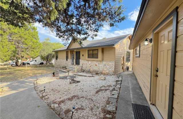 104 Canteen - 104 Canteen, Canyon Lake, TX 78133 104 Canteen - 104 Canteen, Canyon Lake, TX 78133