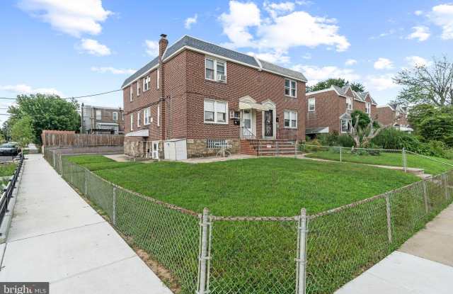 4201 SHEFFIELD AVENUE photos photos