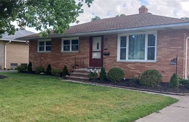 6894 Lalemant Drive Gallery 1