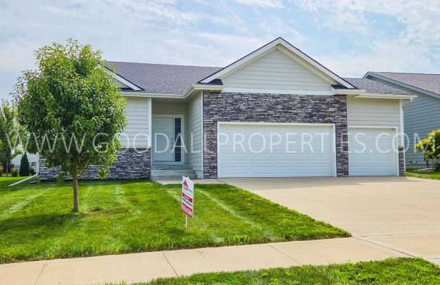 Spacious 4-Bedroom Clive Ranch with Finished Basement & 3-Car Garage Gallery 1