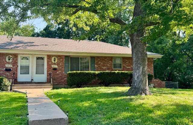{6617} Move in ready + Updated + Attached Garage photos photos {6617} Move in ready + Updated + Attached Garage photos photos