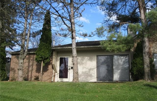 310 SPRING BROOKE Drive - 310 Spring Brooke Drive, Brighton, MI 48116
