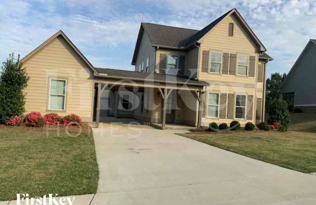 435 Lakeridge Drive - 435 Lakeridge Drive, Trussville, AL 35173