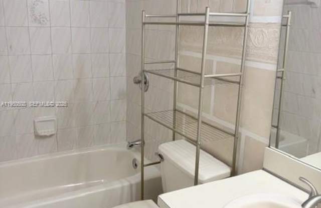 6100 SW 130th Ave photos photos