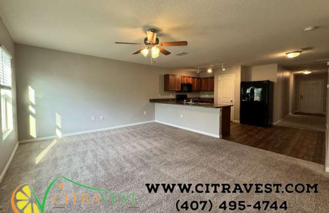 323 Fern Ct Gallery 3