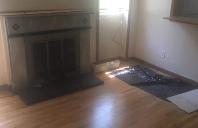 455 West 48th Street - 455 West 48th Street, New York City, NY 10019