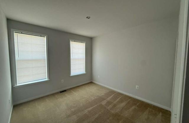 Move In Ready Immediately !!! Gallery 4