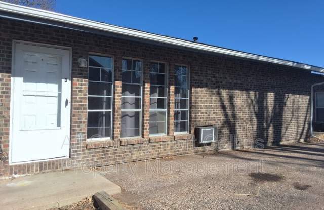3041 Sumac photos photos