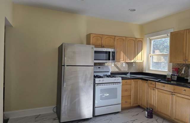 349 Hollis St unit: 3 photos photos 349 Hollis St unit: 3 photos photos