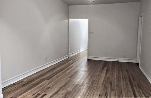 707 W. Cornelia Ave photos photos