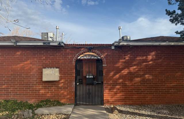 12401 Mountain Road Northeast - 3 - 12401 Mountain Road Northeast, Albuquerque, NM 87112