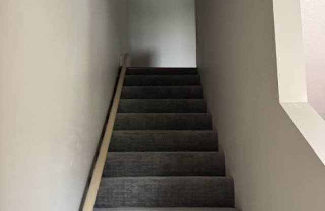 1355 Woodlawn Road #406 - 406 Gallery 3