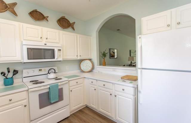 5801 Oyster Catcher Dr. Gallery 3