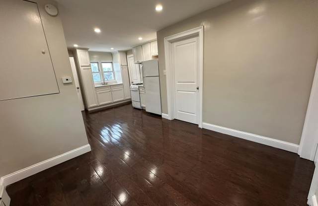 1350 Sun Avenue - 1350 Sun Avenue, Elmont, NY 11003 1350 Sun Avenue - 1350 Sun Avenue, Elmont, NY 11003