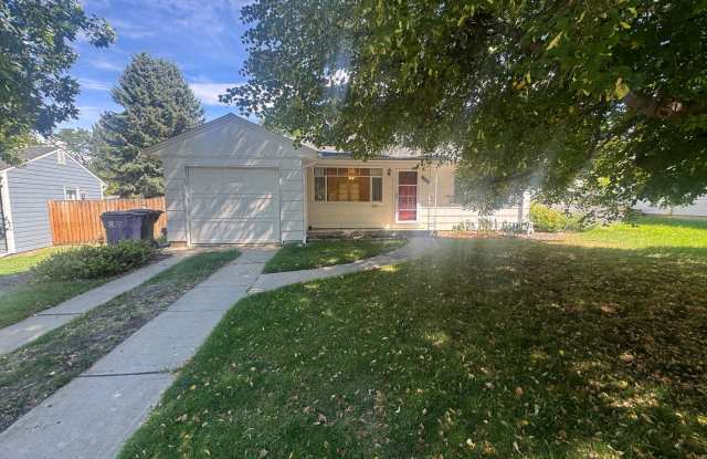 2 Bed 1 bath Home in Wellshire Neighborhood Gallery 3