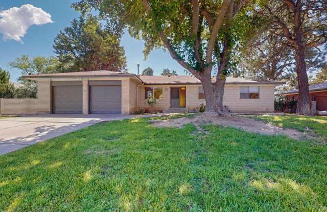 3208 Texas Street NE photos photos