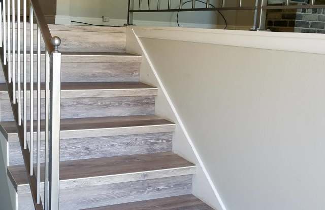 2208 Aspenwood Way Gallery 2