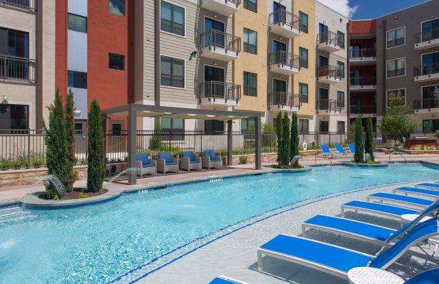 4648 Mueller Blvd photos photos