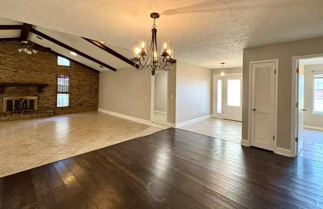130 Derby Woods Drive Gallery 2