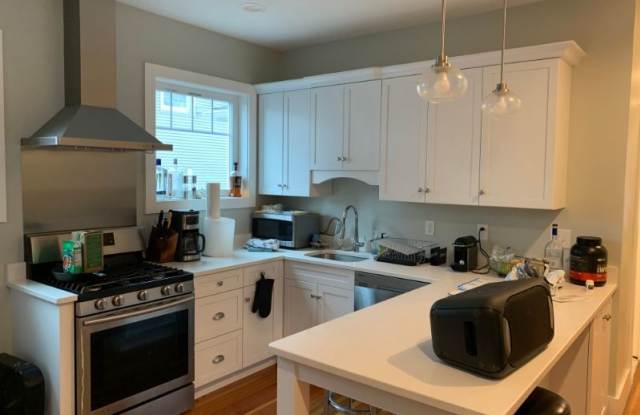 46 cooke street 3 - 46 Cooke Street, Providence, RI 02906