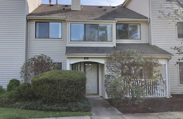 402 GREGORYS WAY - 402 Gregorys Way, Echelon, NJ 08043