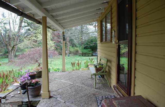 222 INDIAN LANE Gallery 2